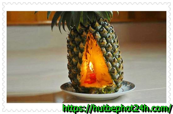 Khử m&ugrave;i nh&agrave; vệ sinh bằng l&aacute; dứa, quả dứa