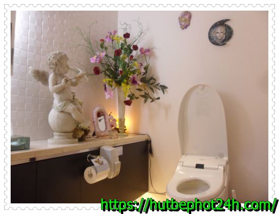 Khử m&ugrave;i h&ocirc;i bằng m&ugrave;i hương dịu nhẹ của s&aacute;p thơm v&agrave; nến thơm