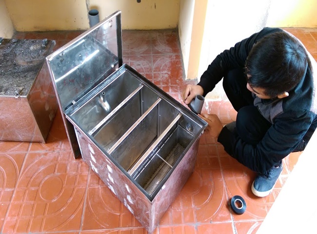 H&uacute;t bể mỡ khu chung cư TPHCM