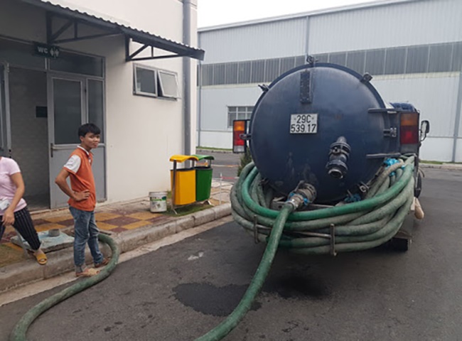 h&uacute;t bể phốt huyện Nh&agrave; B&egrave;